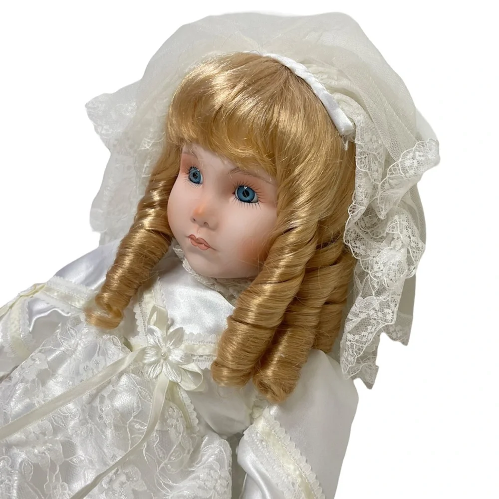 Vintage Doll Porcelain Lace Dress Ellie Bridal Wedding Collectible Vintage Toys